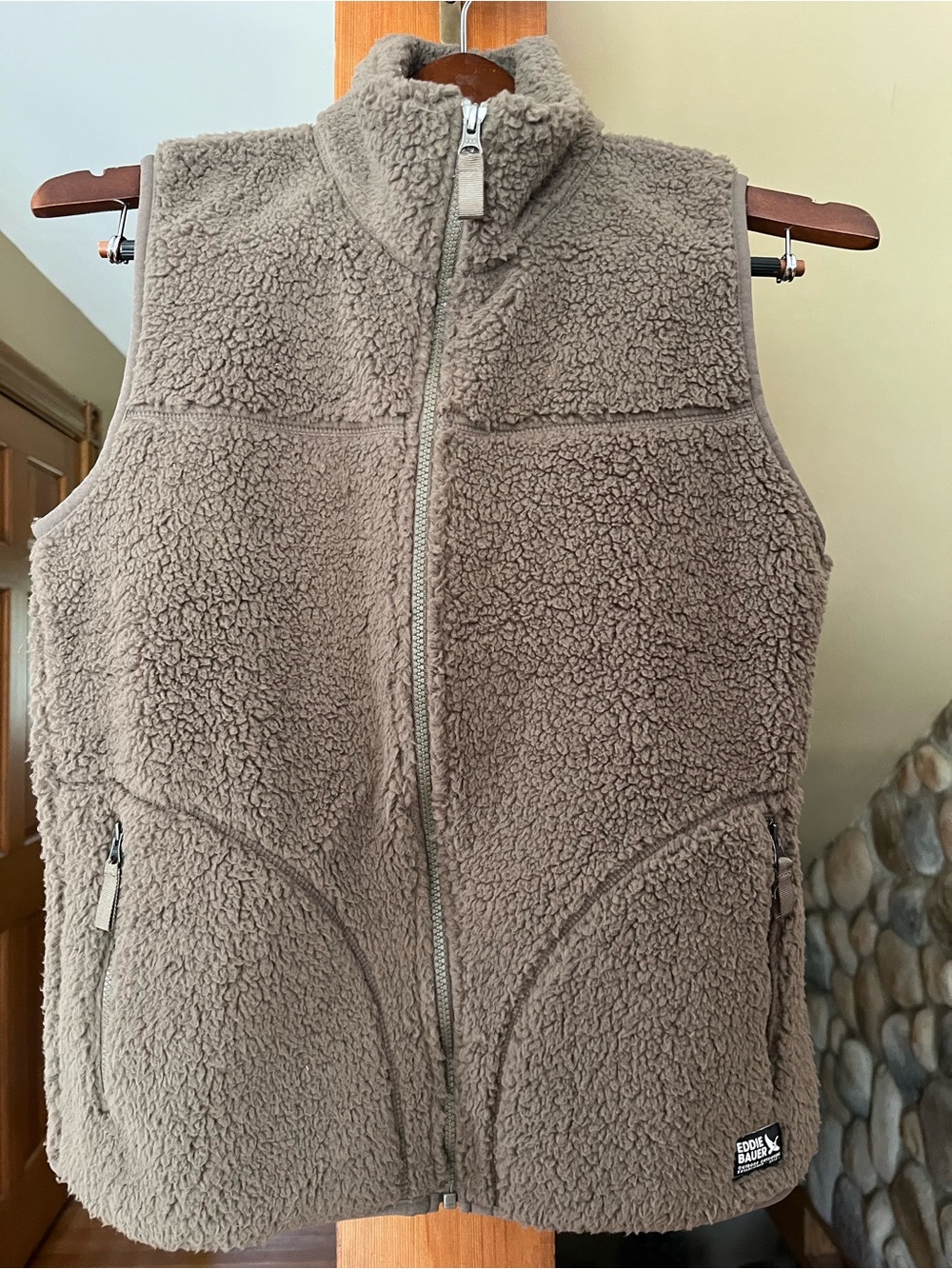 Women’s Eddie Bauer fleece vest small nwt